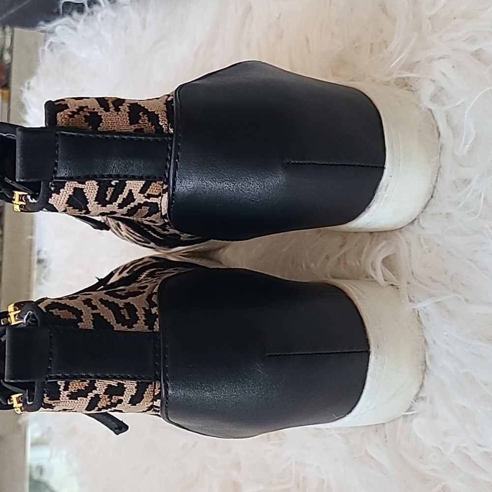 Steve  Madden sneakers - Picture 3 of 6